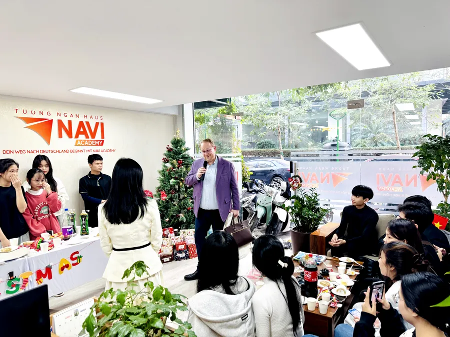Tiệc cuối năm của NAVI Academy